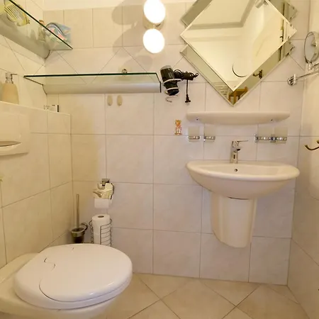 Landjaegerhaus Am Suedstrand - Wohnung 1 + 3 Wyk auf Föhr Extérieur photo