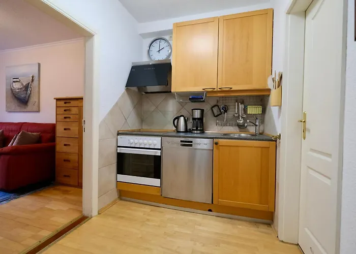 Landjaegerhaus Am Suedstrand - Wohnung 1 + 3